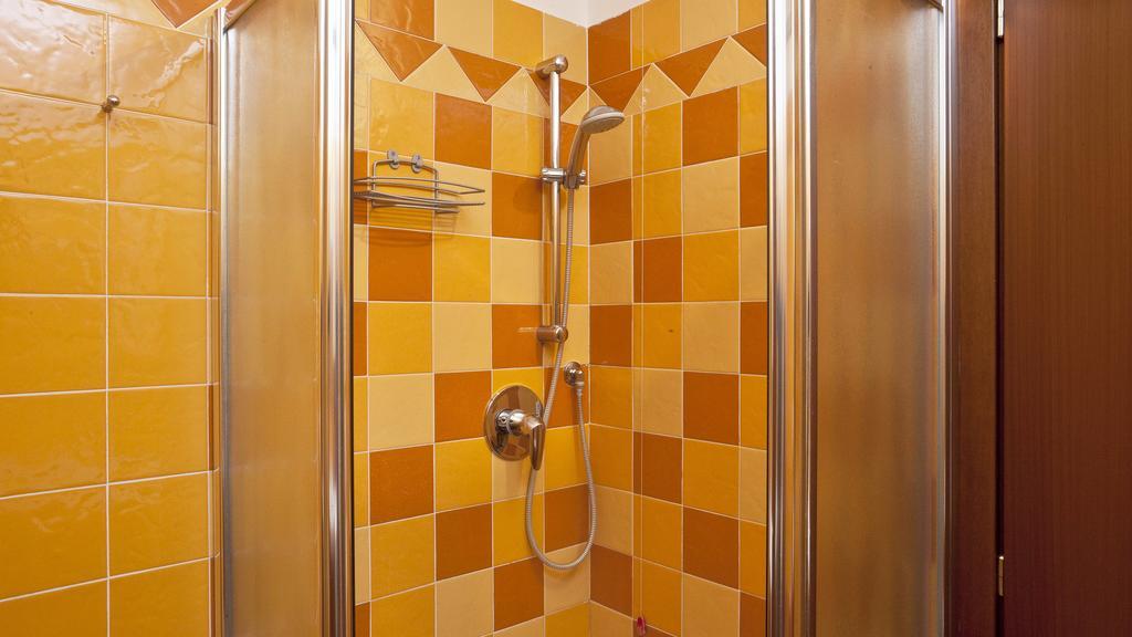 Italianway-Zanella Apartment Milan Exterior photo